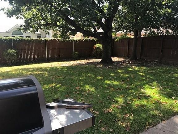 3rd image of 409 Cherry Ann Dr