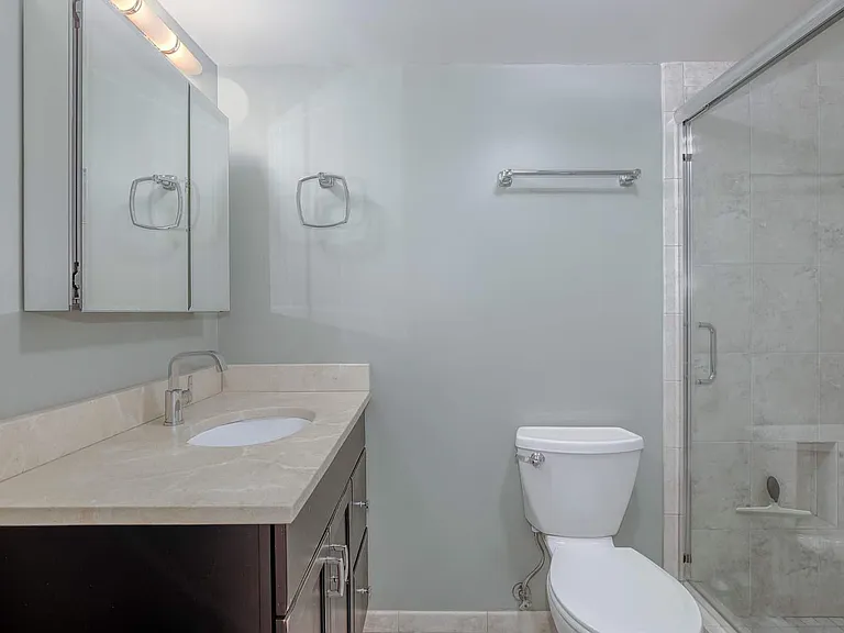 935 S Taylor St — Photo 19