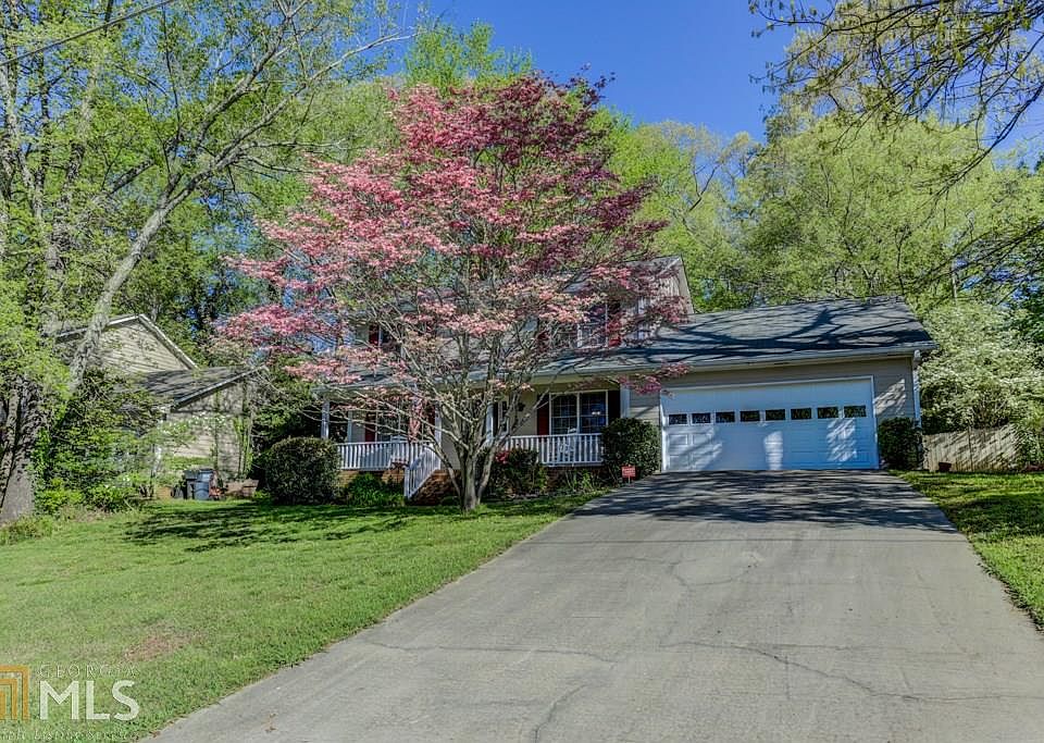 1st image of 1009 Smoketree Dr