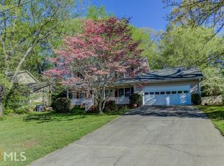 1009 Smoketree Dr, Tucker, GA