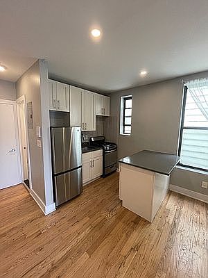 2nd image of 355 21st St #3B