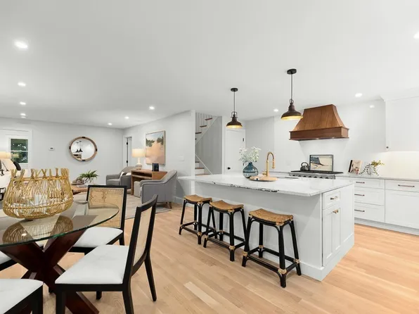 148 Hesperus Ave #A, Gloucester, MA 01930