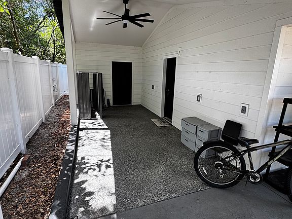 4th image of 1741 Blackwood Ave