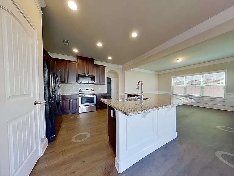 147 Fort Dr — Photo 5