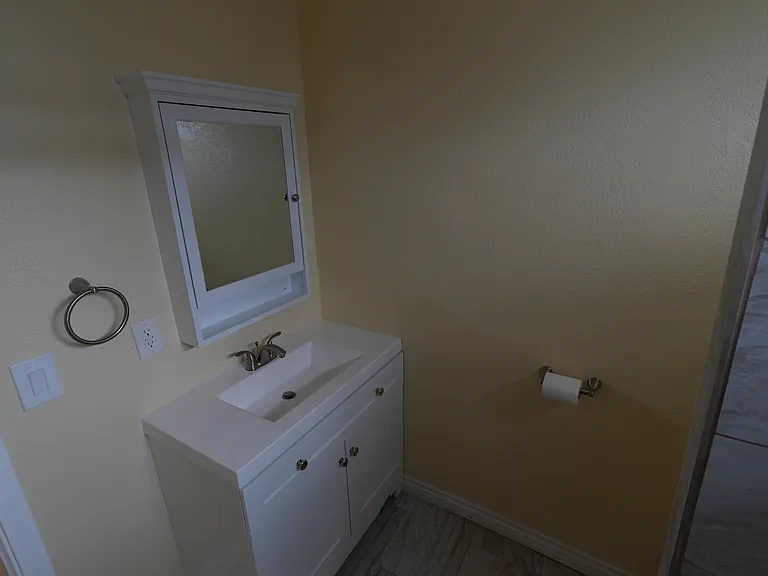 10727 Gorman Ave #10727 — Photo 11