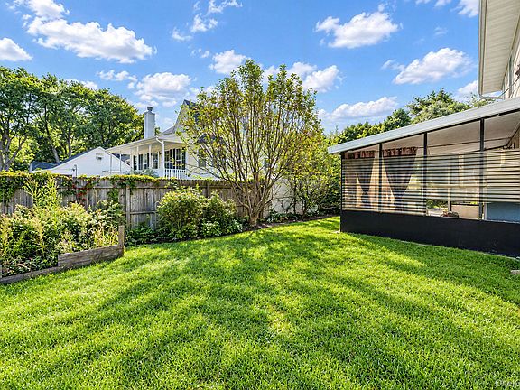 4th image of 83 Pine Tree Drive
