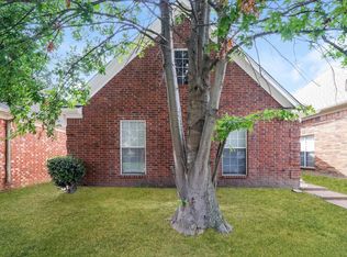 2403 Lake Garden Dr #D, Memphis, TN 38134