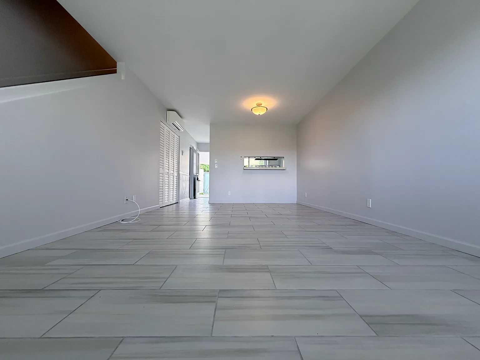 2 bed, 1.5 bath, 1048 sqft, $3,800 — Photo 4