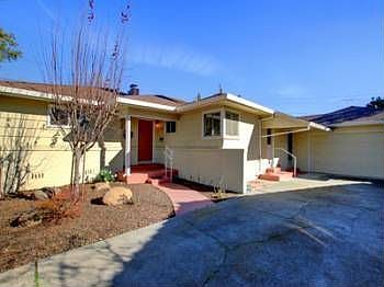 1st image of 4305 Duke Dr