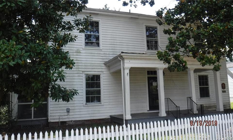 1st image of 600 Prince Henry Ave