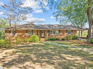 723 Richbourg Rd, Greenville, SC 29615