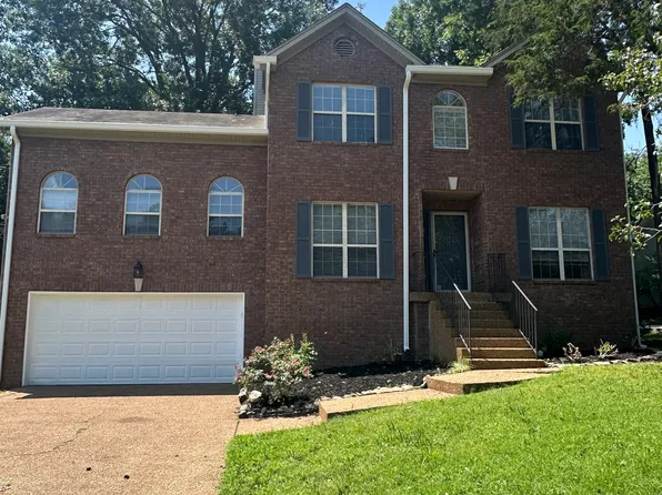 106 Jamestown Pl, Hendersonville, TN 37075