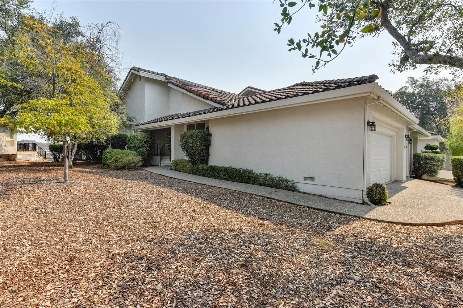 6501 Chesbro Cir photo 1