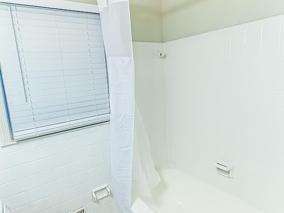 4th image of 1994 Flintwood Dr SE #13536178