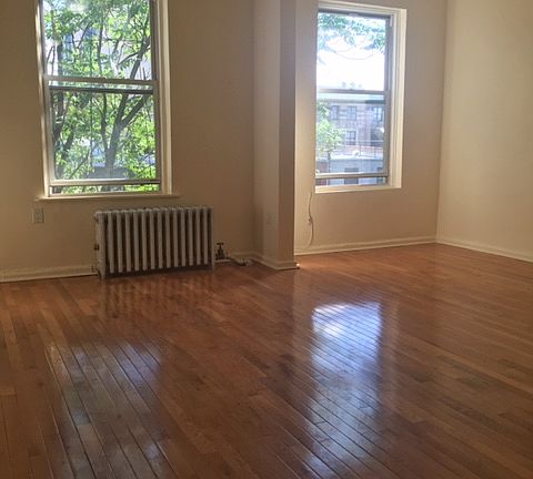 3rd image of 142 W 130th St APT 2