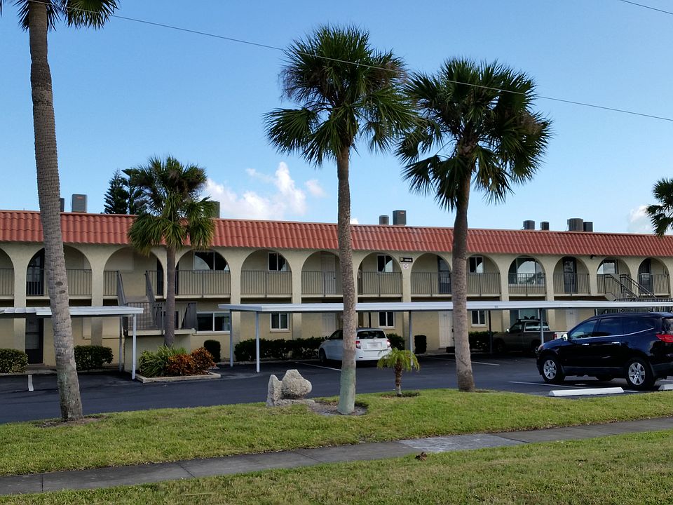 1st image of 201 Saint Lucie Ln APT 903