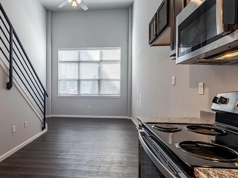 Lancaster Lofts — Photo 18