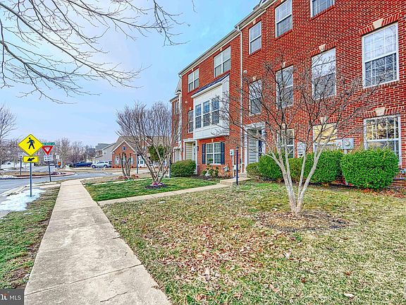 4th image of 3304 Saint Marys View Rd