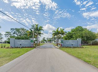 105 N Erie Dr, Fort Pierce, FL 34946