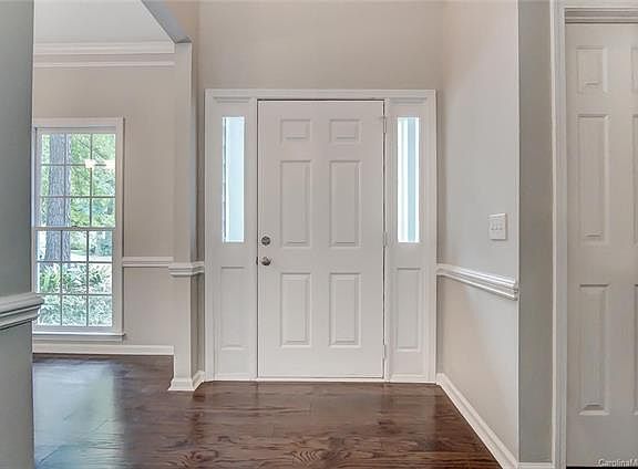 2nd image of 539 Tysons Forest Dr