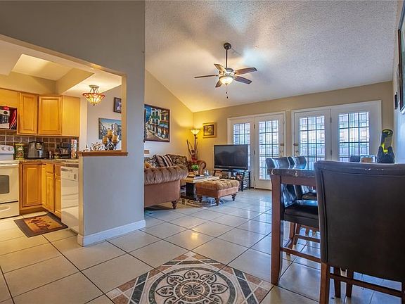 5th image of 1851 Clearbrooke Dr