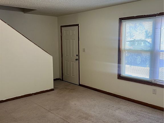 3rd image of 2607 Stedman Dr