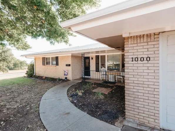 1000 Central Ave, Bowie, TX 76230
