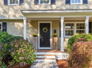 40 Stanford Dr, Westwood, MA 02090