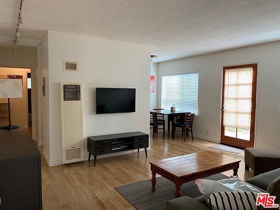 2nd image of 246 Bicknell Ave APT 2