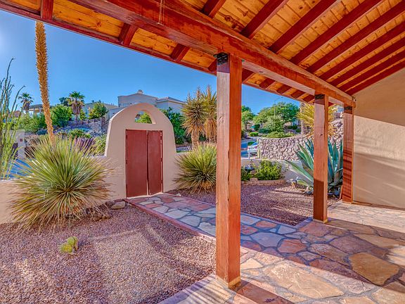 4th image of 1008 Calle Parque Dr