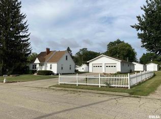 826 Taylor Ct, Canton, IL 61520
