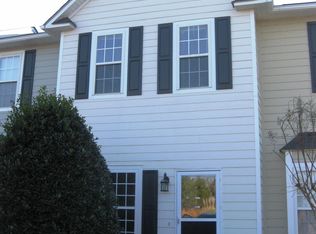 4 Belhaven Dr, Clayton, NC 27520