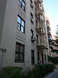 331 East 71st Street in Lenox Hill