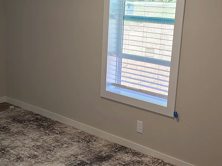 Second bedroom.