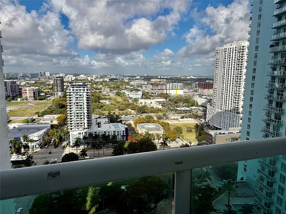 1800 N Bayshore Dr #2904