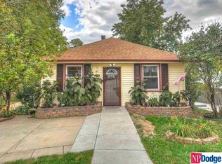 5063 Q St, Omaha, NE 68117