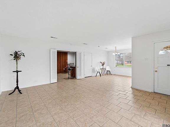 5th image of 9955 Buena Vista Dr