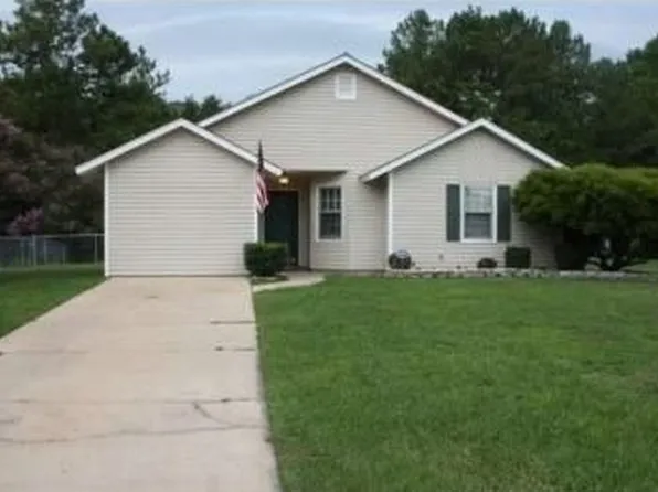 117 Hunting Green Dr, Jacksonville, NC 28546