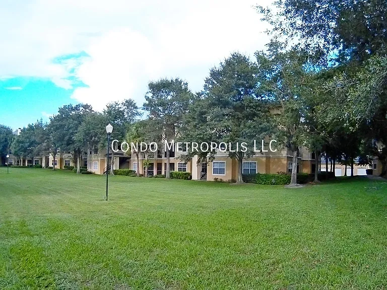 2600 Robert Trent Jones Dr #924 — Photo 10