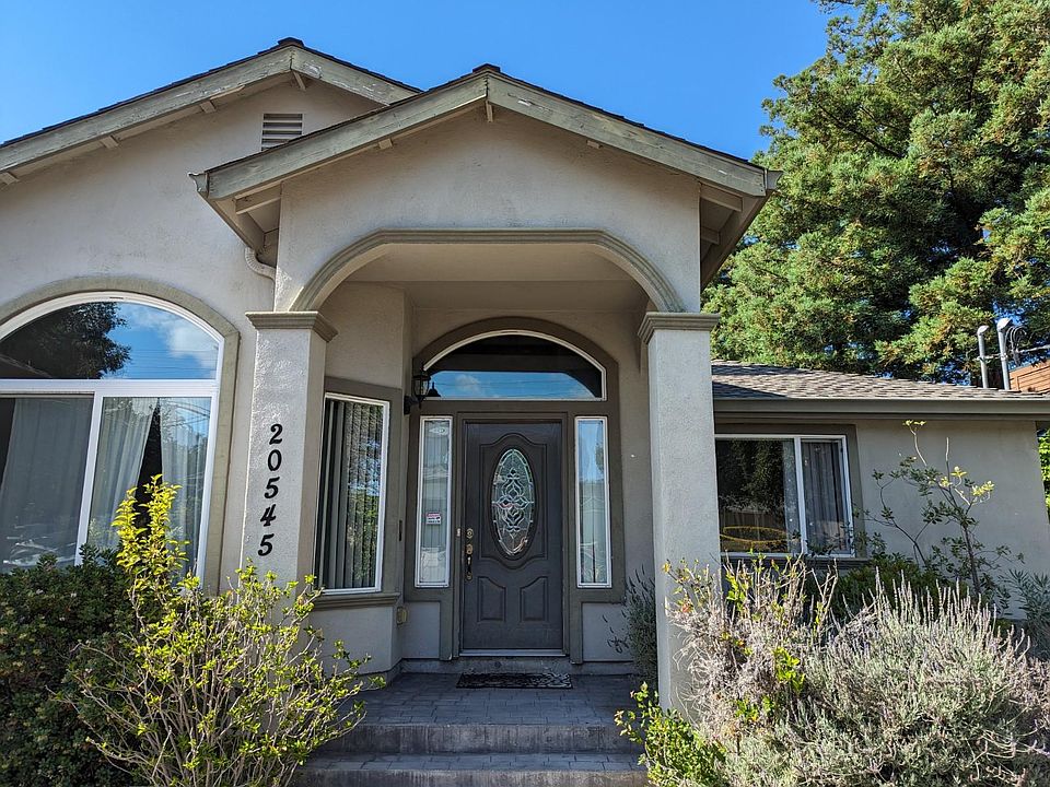 1st image of 20545 Blossom Ln