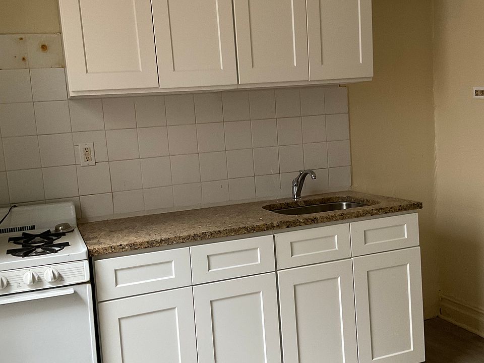 1st image of 2309 65th St Suite 1
