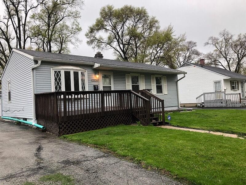 1st image of 22254 Clyde Ave