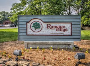 612 Blue Ridge Ln, Mahwah, NJ 07430