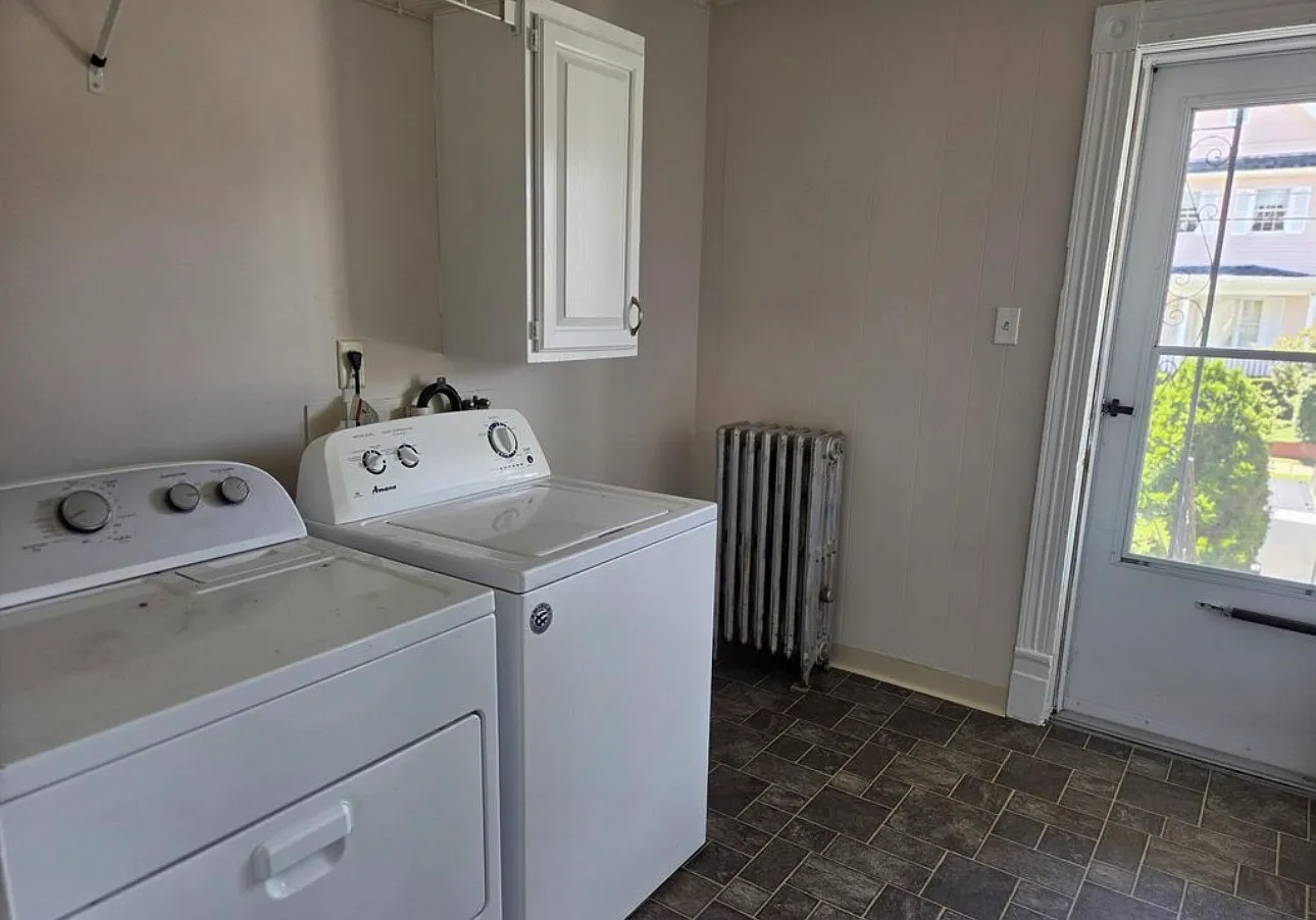 2 bed, $1,450 — Photo 4