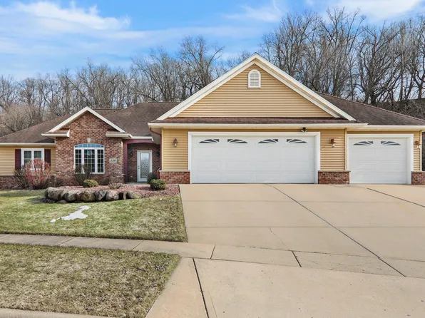 156 Valle Tell Dr, New Glarus, WI 53574