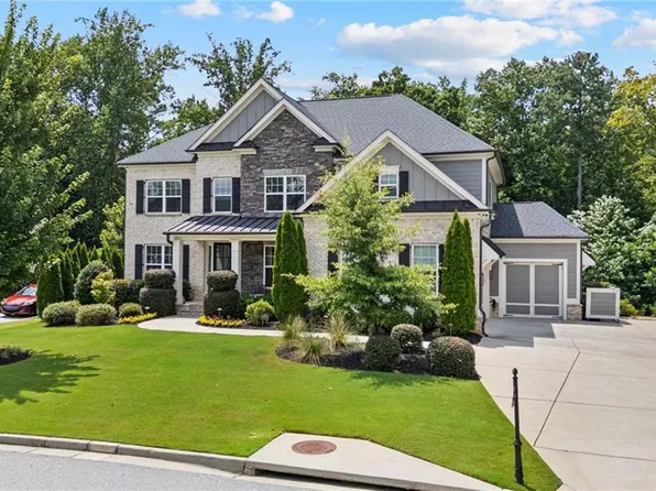 3755 Valleyway Rd, Cumming, GA 30040