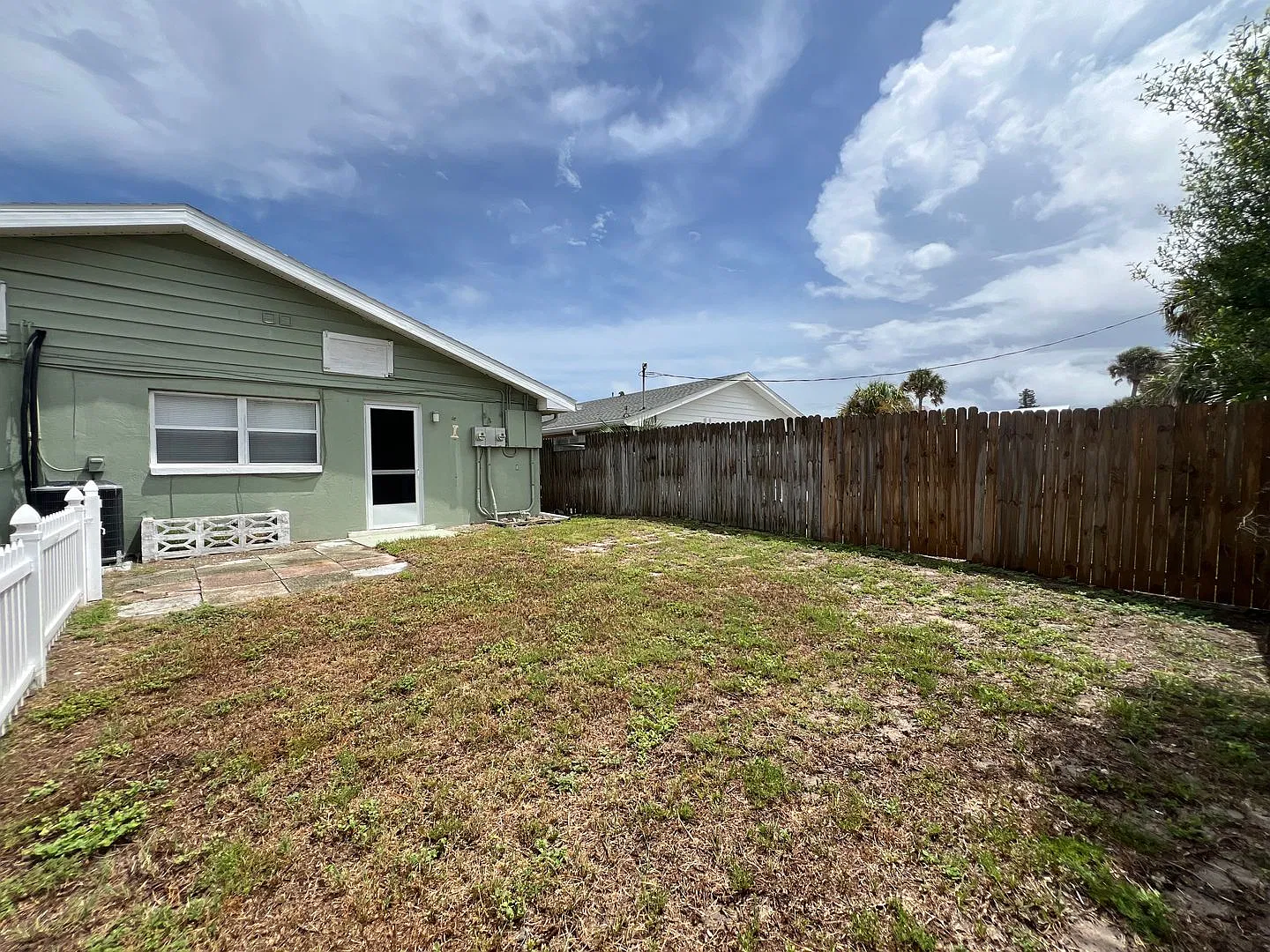 3862 S. Atlantic Ave — Photo 2