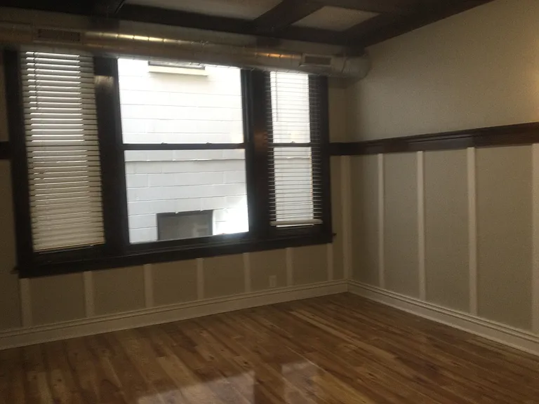 6111 S Greenwood Ave #1S — Photo 9