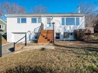 55 Helene Ave, Dartmouth, NS B2X 1G5