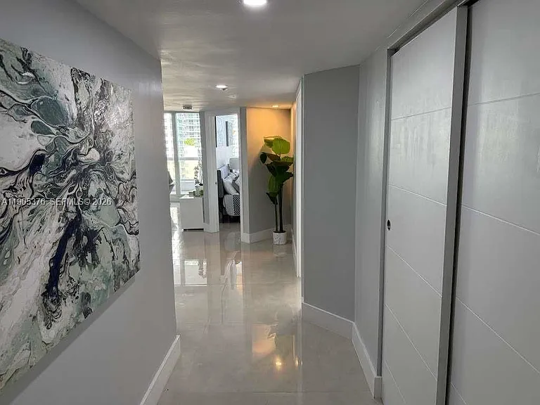 1717 N Bayshore Dr #A-1840 — Photo 11